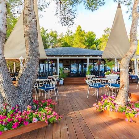 Ecuador Resort Zvernec Ngoại thất bức ảnh