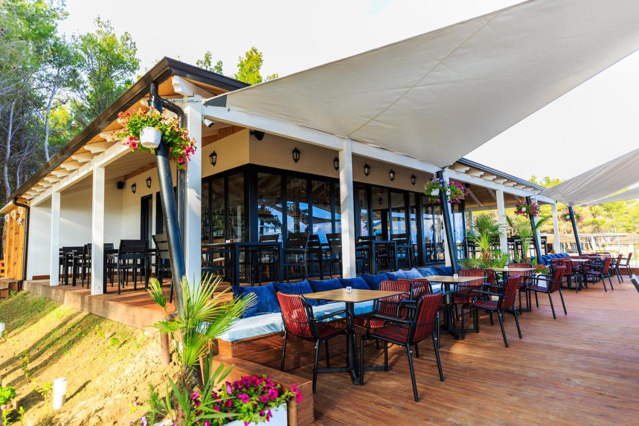 Ecuador Resort Zvernec Ngoại thất bức ảnh