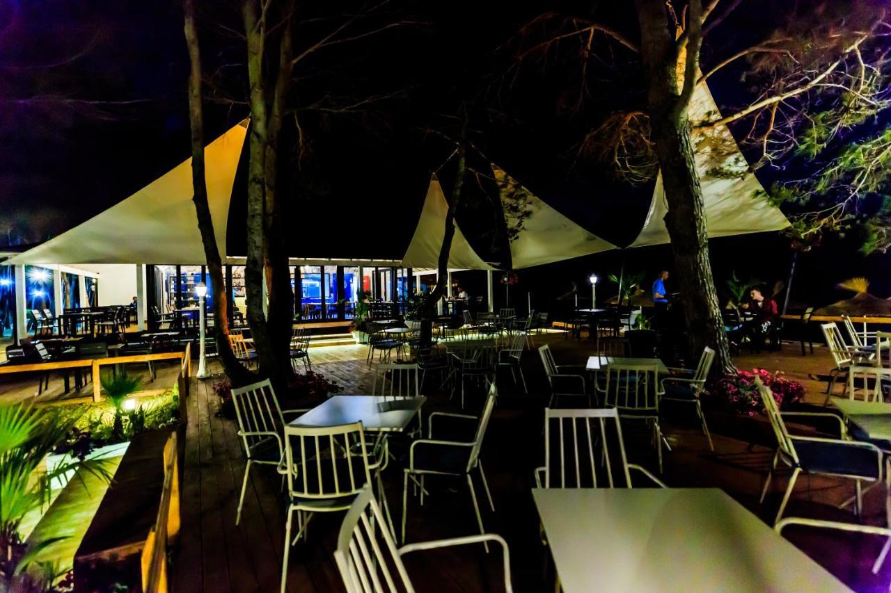 Ecuador Resort Zvernec Ngoại thất bức ảnh